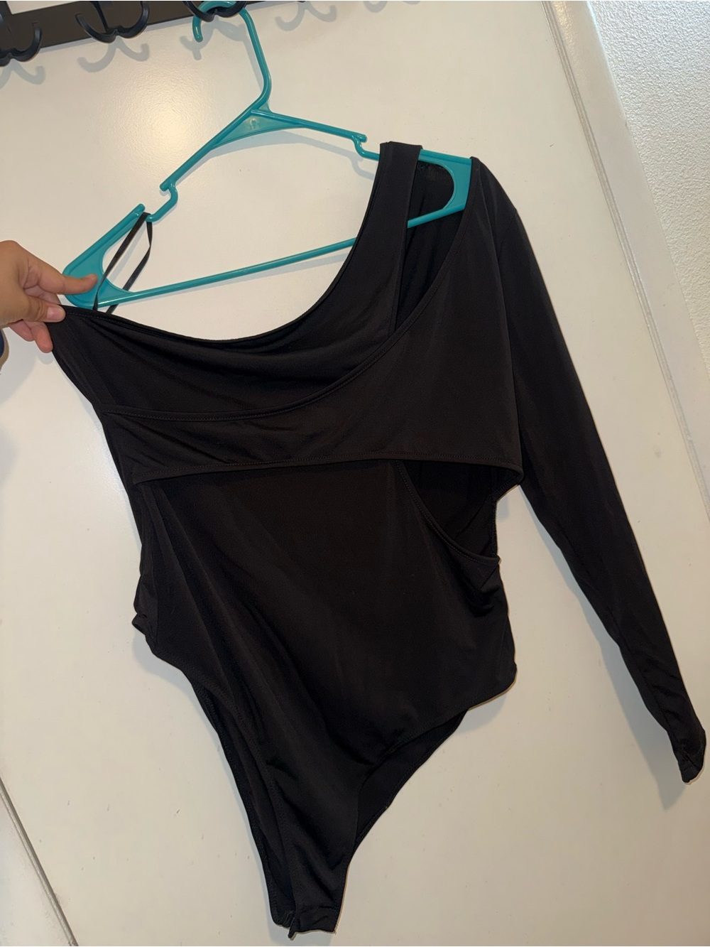 Black One-Shoulder Long Sleeve Bodysuit -